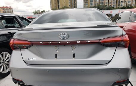 Toyota Avalon, 2022 год, 2 745 000 рублей, 6 фотография
