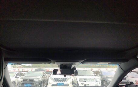 Toyota Avalon, 2022 год, 2 745 000 рублей, 22 фотография