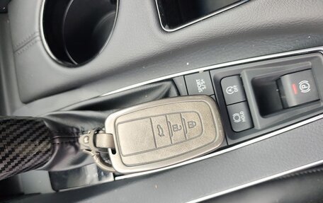 Toyota Avalon, 2022 год, 2 745 000 рублей, 23 фотография