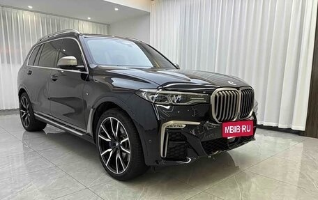 BMW X7, 2022 год, 7 350 000 рублей, 3 фотография