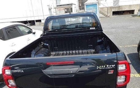 Toyota Hilux VIII, 2025 год, 5 000 000 рублей, 6 фотография