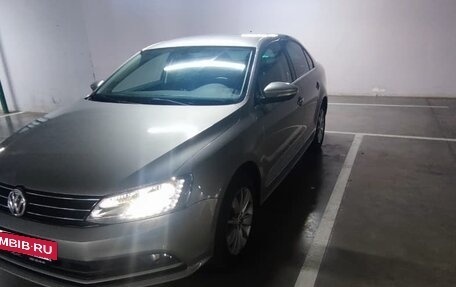 Volkswagen Jetta VI, 2017 год, 1 300 000 рублей, 2 фотография