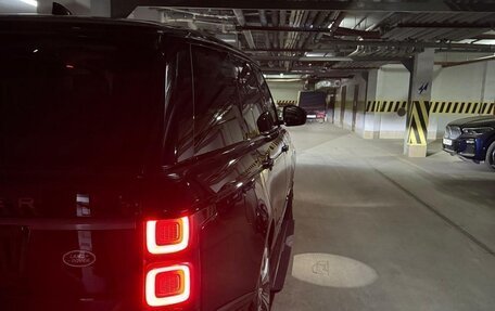 Land Rover Range Rover IV рестайлинг, 2018 год, 7 500 000 рублей, 8 фотография