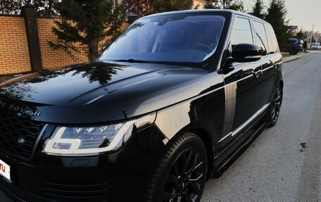 Land Rover Range Rover IV рестайлинг, 2018 год, 7 500 000 рублей, 9 фотография