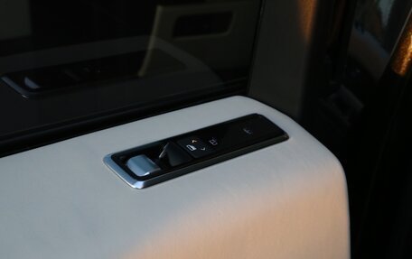 Land Rover Range Rover IV рестайлинг, 2018 год, 7 500 000 рублей, 19 фотография