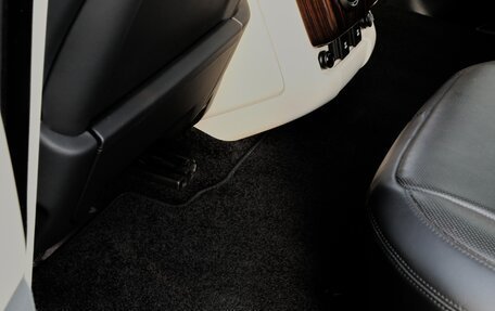 Land Rover Range Rover IV рестайлинг, 2018 год, 7 500 000 рублей, 27 фотография