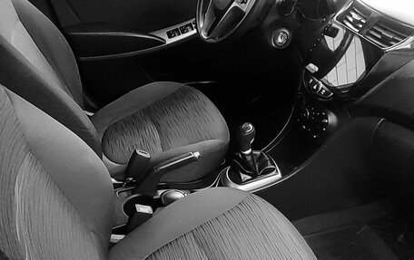 Hyundai Solaris II рестайлинг, 2014 год, 950 000 рублей, 15 фотография