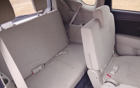 Toyota Passo Sette, 2009 год, 710 000 рублей, 6 фотография