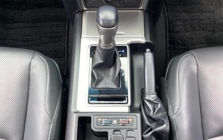 Toyota Land Cruiser Prado 150 рестайлинг 2, 2022 год, 3 670 999 рублей, 22 фотография