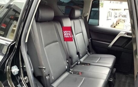 Toyota Land Cruiser Prado 150 рестайлинг 2, 2022 год, 3 670 999 рублей, 35 фотография