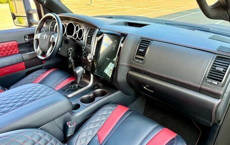 Toyota Tundra II, 2012 год, 3 999 000 рублей, 12 фотография