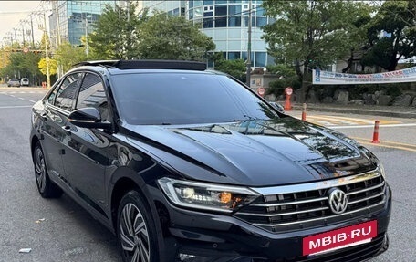 Volkswagen Jetta VII, 2021 год, 1 550 000 рублей, 2 фотография