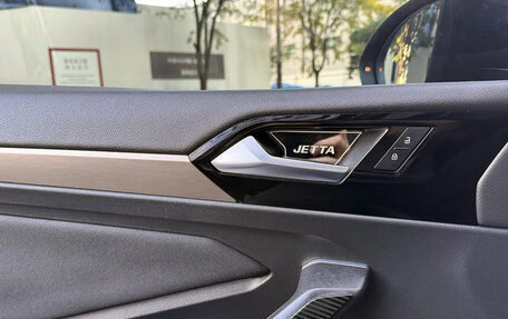 Volkswagen Jetta VII, 2021 год, 1 550 000 рублей, 17 фотография