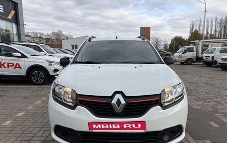 Renault Logan II, 2018 год, 760 000 рублей, 2 фотография