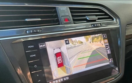 Volkswagen Tiguan II, 2022 год, 2 700 000 рублей, 14 фотография