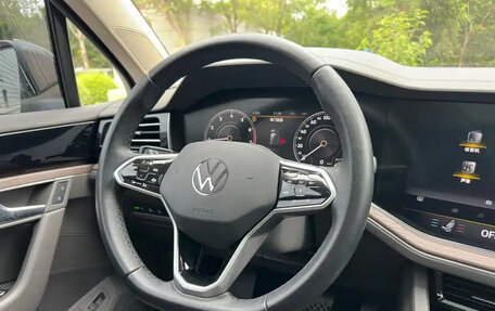 Volkswagen Touareg III, 2022 год, 4 621 111 рублей, 9 фотография