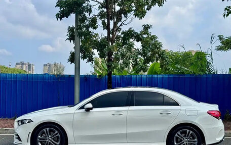 Mercedes-Benz A-Класс, 2021 год, 1 820 000 рублей, 7 фотография