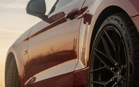 Ford Mustang VI рестайлинг, 2021 год, 6 100 000 рублей, 13 фотография