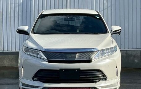 Toyota Harrier, 2019 год, 2 590 000 рублей, 2 фотография