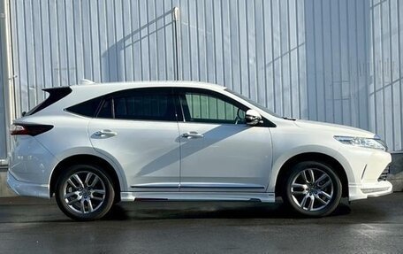 Toyota Harrier, 2019 год, 2 590 000 рублей, 8 фотография