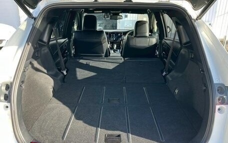 Toyota Harrier, 2019 год, 2 590 000 рублей, 33 фотография