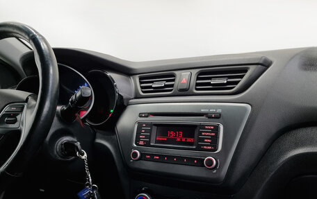 KIA Rio III рестайлинг, 2016 год, 880 000 рублей, 6 фотография