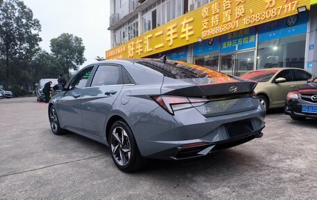 Hyundai Elantra, 2022 год, 1 430 000 рублей, 4 фотография