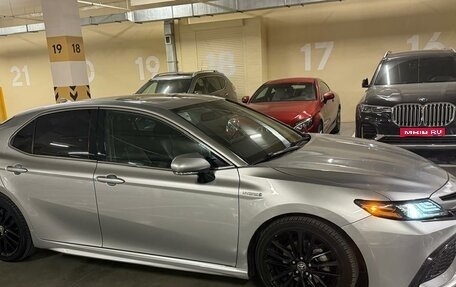 Toyota Camry, 2021 год, 3 450 000 рублей, 1 фотография