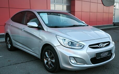 Hyundai Solaris II рестайлинг, 2014 год, 840 000 рублей, 3 фотография