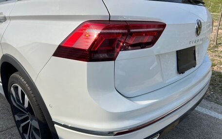 Volkswagen Tiguan II, 2022 год, 2 150 000 рублей, 9 фотография