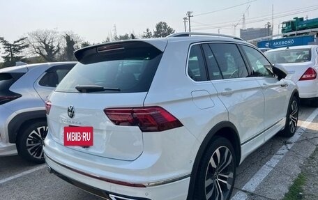 Volkswagen Tiguan II, 2022 год, 2 150 000 рублей, 4 фотография