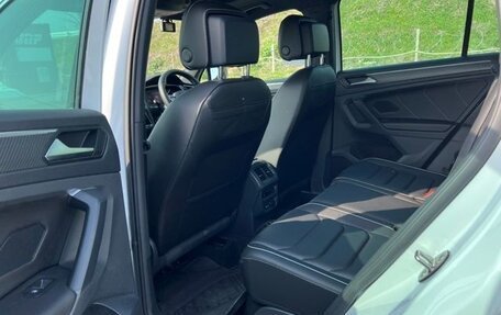 Volkswagen Tiguan II, 2022 год, 2 150 000 рублей, 23 фотография