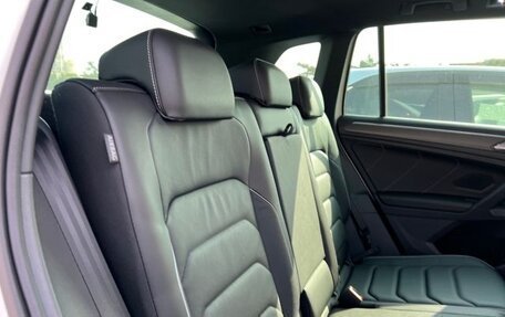 Volkswagen Tiguan II, 2022 год, 2 150 000 рублей, 29 фотография