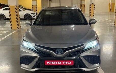 Toyota Camry, 2021 год, 3 450 000 рублей, 12 фотография
