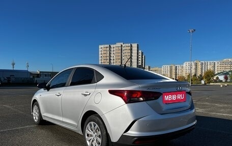 Hyundai Solaris II рестайлинг, 2022 год, 1 550 000 рублей, 3 фотография