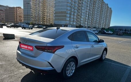 Hyundai Solaris II рестайлинг, 2022 год, 1 550 000 рублей, 5 фотография