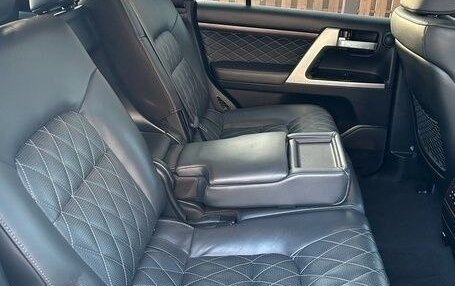 Toyota Land Cruiser 200, 2018 год, 7 400 000 рублей, 12 фотография