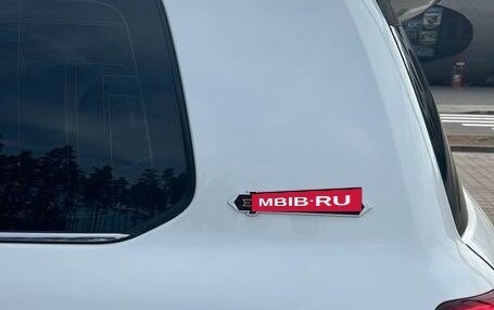 Toyota Land Cruiser 200, 2018 год, 7 400 000 рублей, 4 фотография