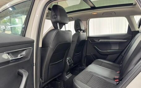 Skoda Karoq I, 2021 год, 2 100 548 рублей, 18 фотография