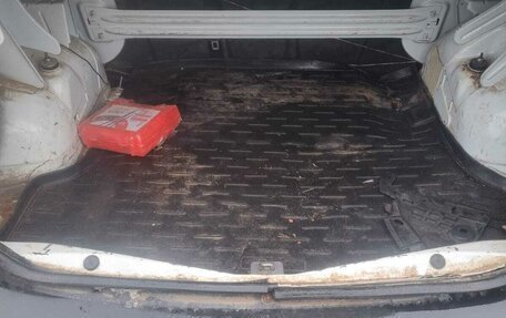 Renault Logan II, 2016 год, 380 000 рублей, 15 фотография