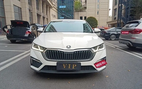 Skoda Octavia IV, 2022 год, 1 960 111 рублей, 1 фотография