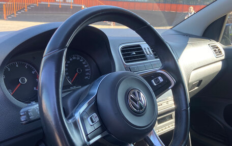 Volkswagen Polo VI (EU Market), 2018 год, 1 300 000 рублей, 23 фотография