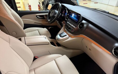 Mercedes-Benz V-Класс, 2023 год, 10 500 000 рублей, 11 фотография