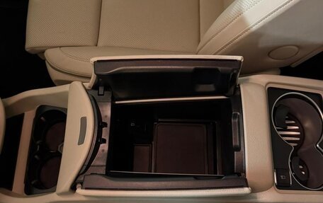 Mercedes-Benz V-Класс, 2023 год, 10 500 000 рублей, 21 фотография