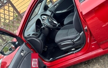 Hyundai Solaris II рестайлинг, 2015 год, 1 079 000 рублей, 25 фотография