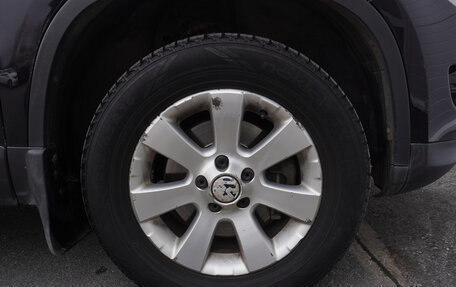 Volkswagen Tiguan I, 2009 год, 999 000 рублей, 23 фотография