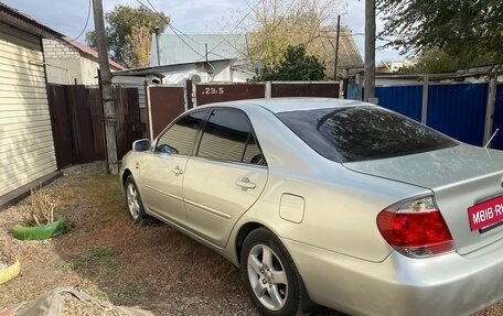 Toyota Camry V40, 2005 год, 1 000 000 рублей, 2 фотография