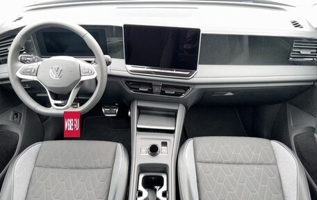 Volkswagen Tiguan, 2025 год, 6 900 000 рублей, 6 фотография