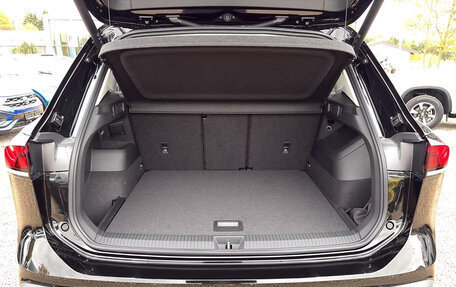 Volkswagen Tiguan, 2025 год, 6 900 000 рублей, 19 фотография