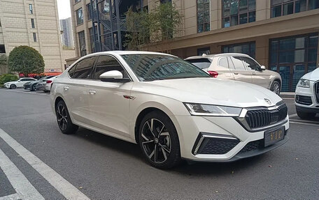 Skoda Octavia IV, 2022 год, 1 960 111 рублей, 3 фотография